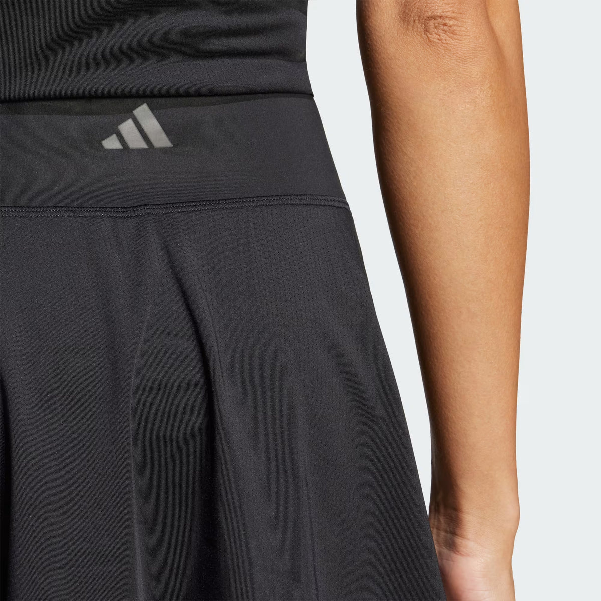 ADIDAS FALDA CLUB NEGRA
