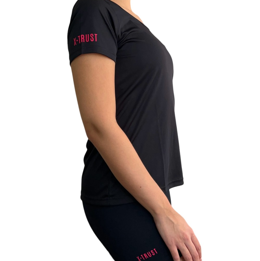 X-TRUST POLERA NEGRA DRYFIT