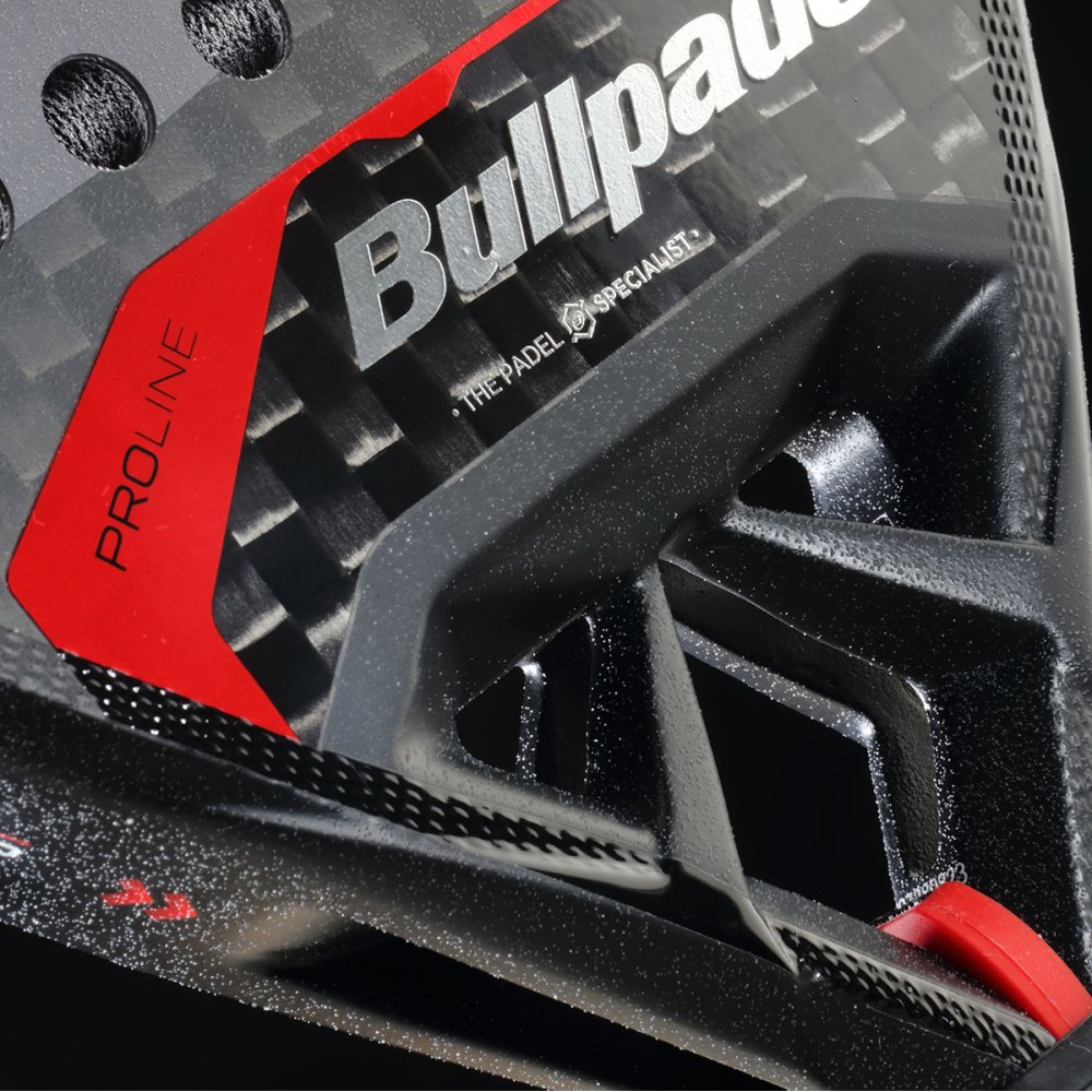 BULLPADEL VERTEX 04 HYBRID 2024